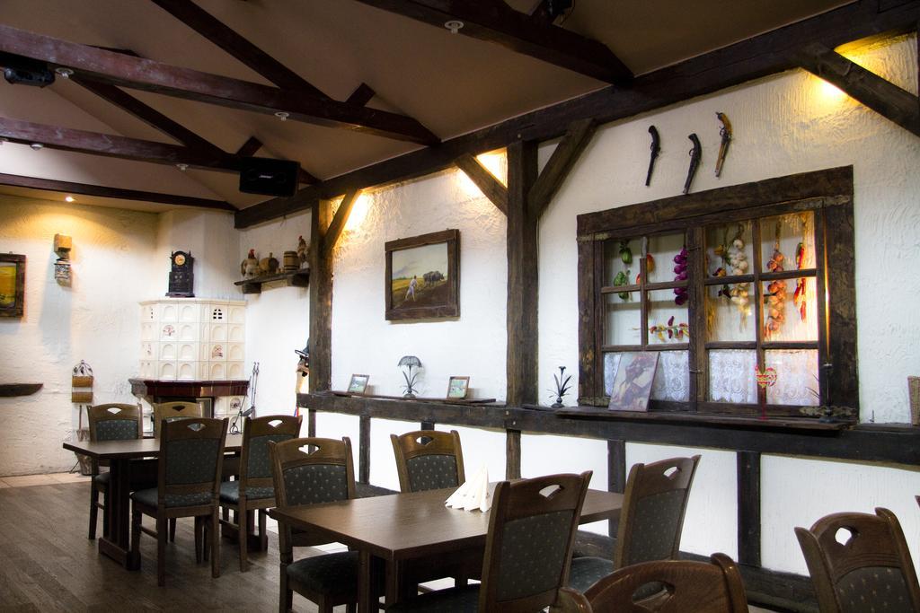 Hotel Niedzwiadek Wdzydze Kiszewskie Extérieur photo