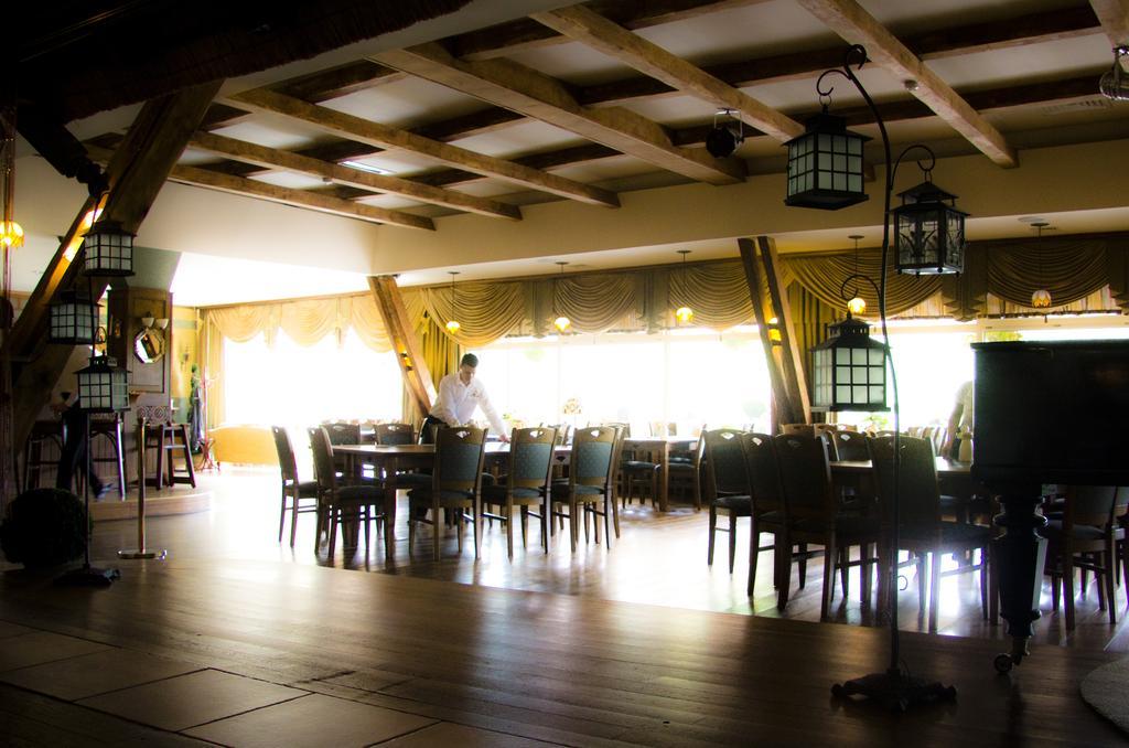 Hotel Niedzwiadek Wdzydze Kiszewskie Extérieur photo