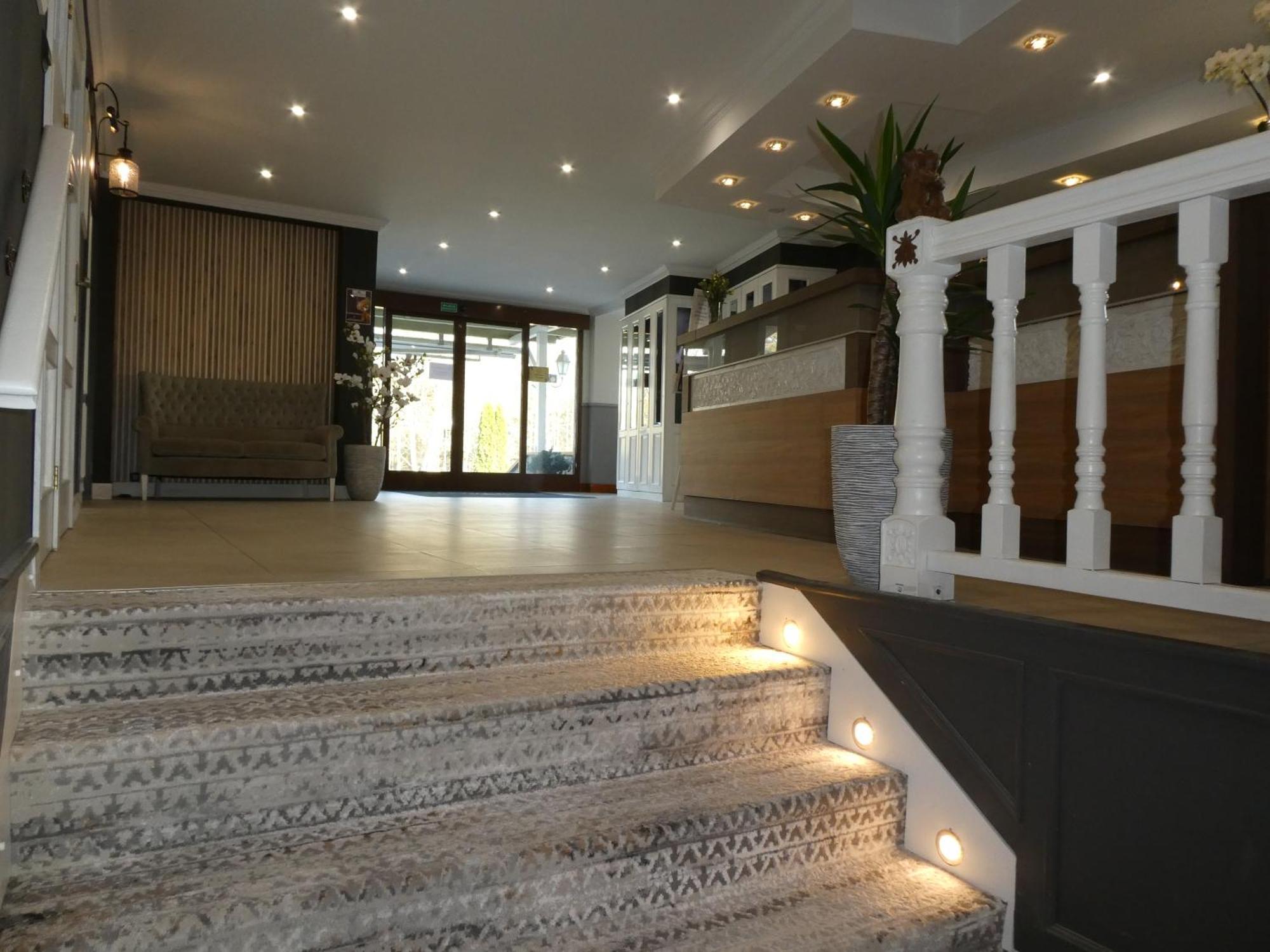 Hotel Niedzwiadek Wdzydze Kiszewskie Extérieur photo